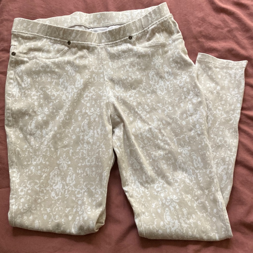 LIKE NEW PRINTED JEGGINGS BY LILDY